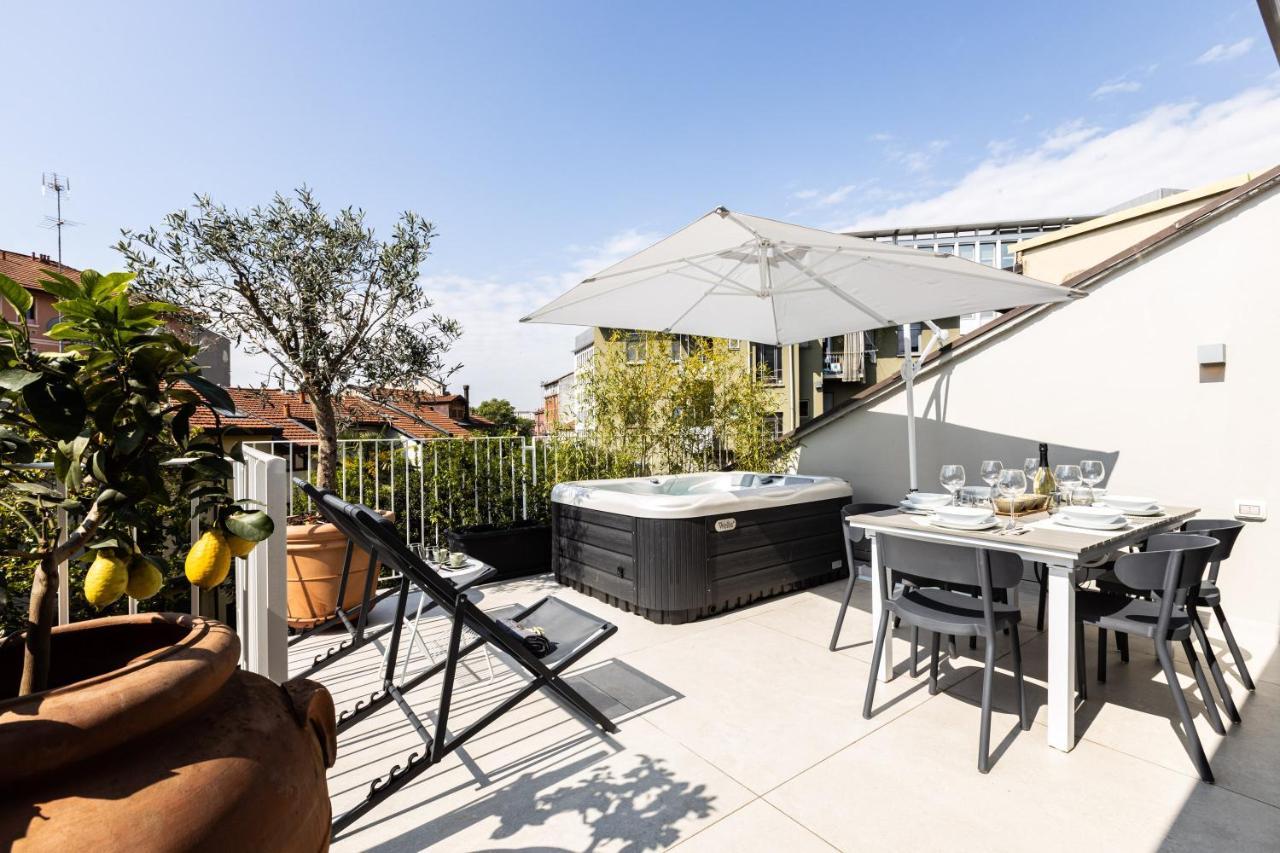 *Villa Olivo*With Private Terrace & Jacuzzi + 3Bedrooms Milano Eksteriør bilde