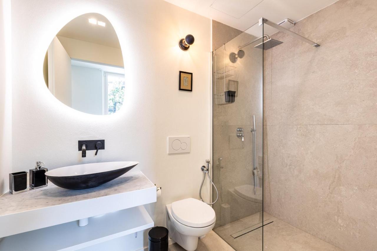 *Villa Olivo*With Private Terrace & Jacuzzi + 3Bedrooms Milano Eksteriør bilde