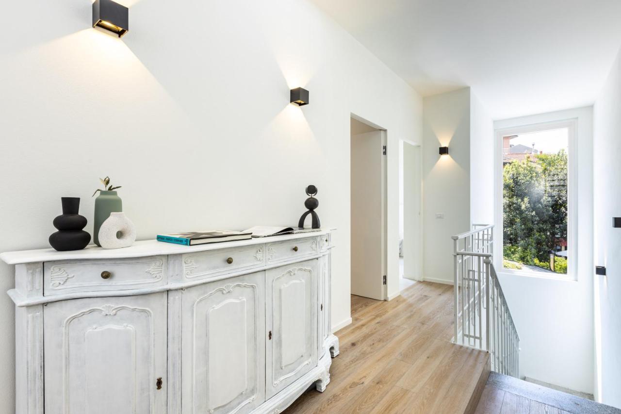 *Villa Olivo*With Private Terrace & Jacuzzi + 3Bedrooms Milano Eksteriør bilde